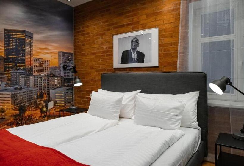 Revelton Studios Marianske Lazne