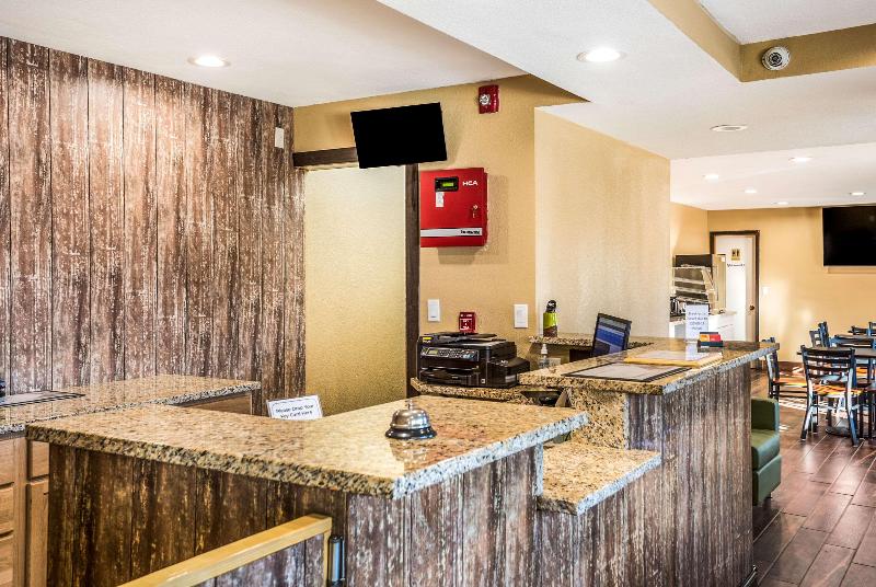 فندق Econo Lodge