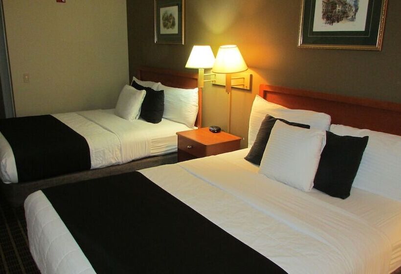 هتل Fairbridge Inn & Suites
