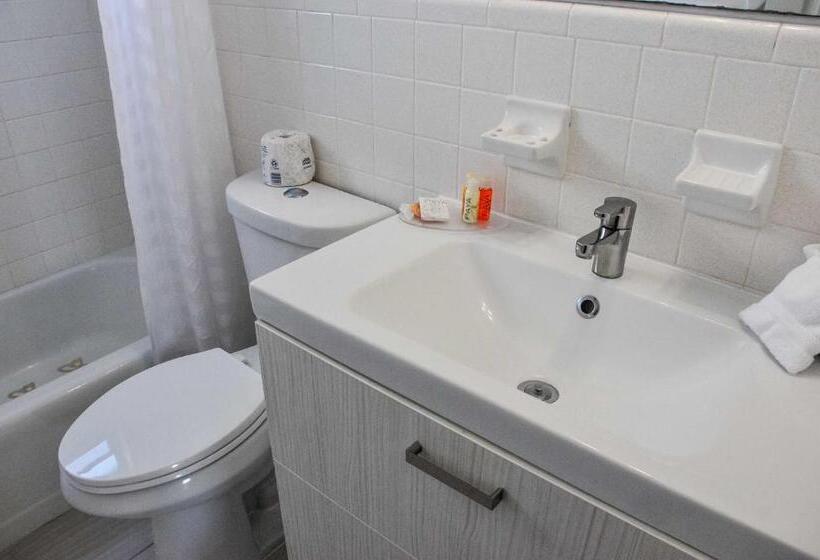 فندق Regency Inn & Suites Sarasota