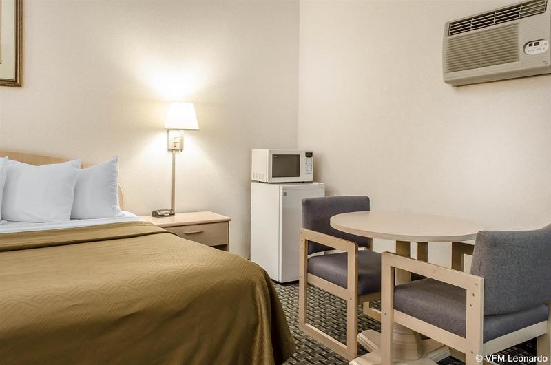 هتل Rodeway Inn State College  Near University
