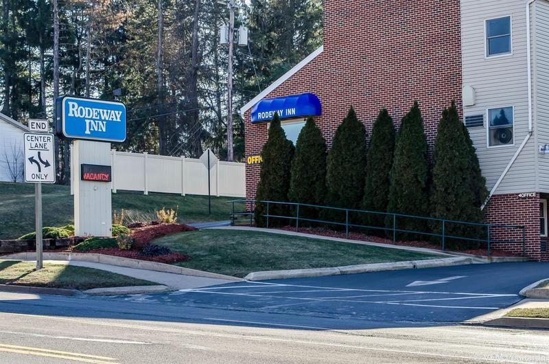 هتل Rodeway Inn State College  Near University