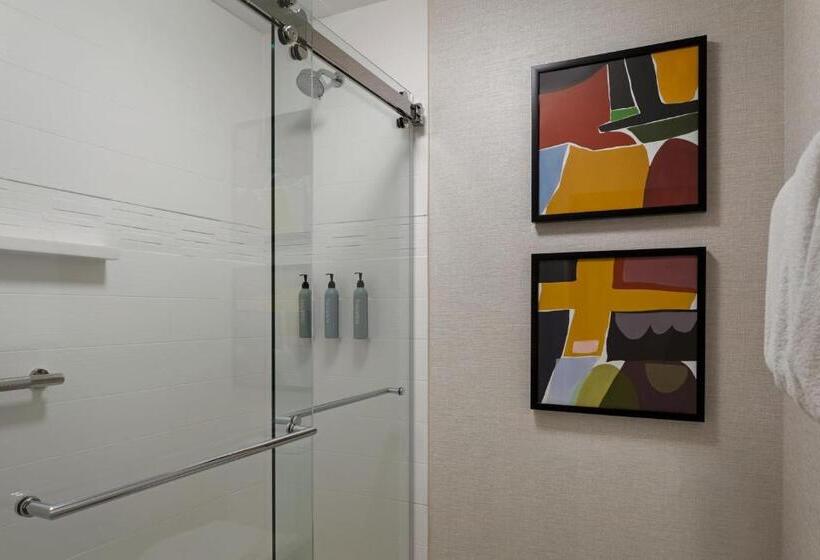 Burton House, Beverly Hills, A Tribute Portfolio Hotel