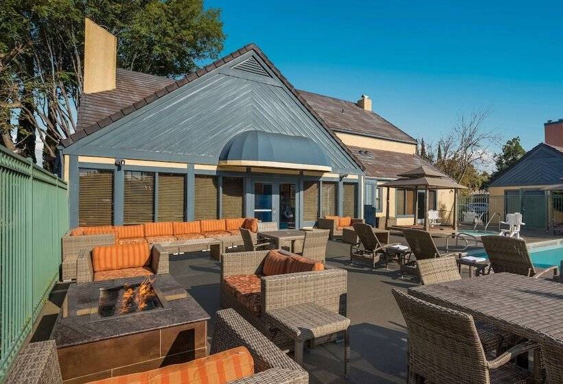 דירת נופש Sens Suites Livermore; Surestay Collection By Best Western