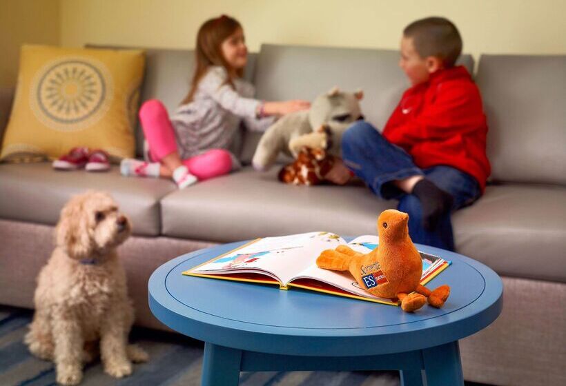 اقامتگاه Sonesta Es Suites Birmingham Homewood