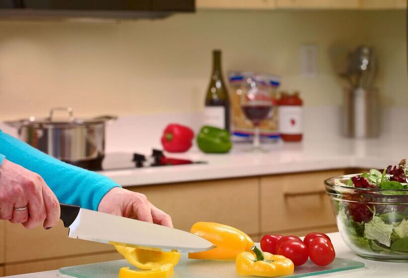 اقامتگاه Sonesta Es Suites Birmingham Homewood