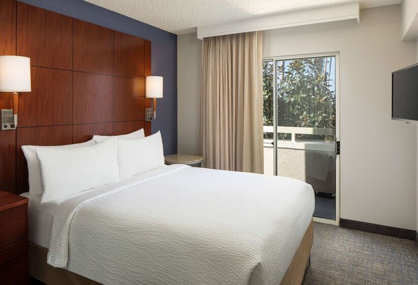 اقامتگاه Sonesta Es Suites Carmel Mountain  San Diego