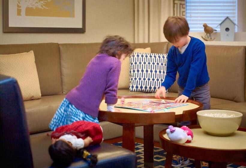 住所  Sonesta Es Suites Fairfax Fair Lakes