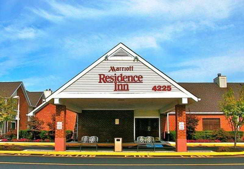اقامتگاه Sonesta Es Suites South Brunswick  Princeton