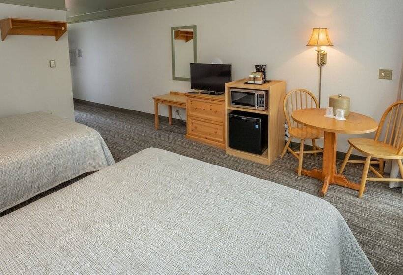 River S Edge Resort