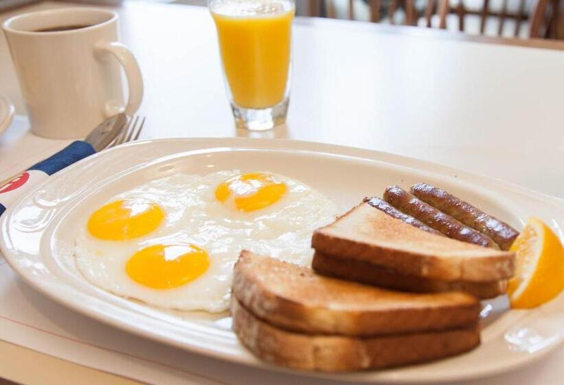 Riviera Beach Resort