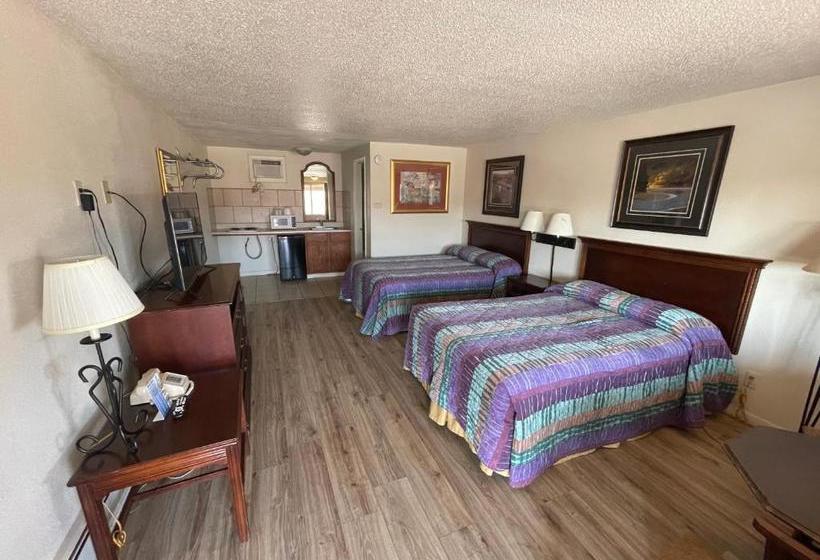 Round Up Motel