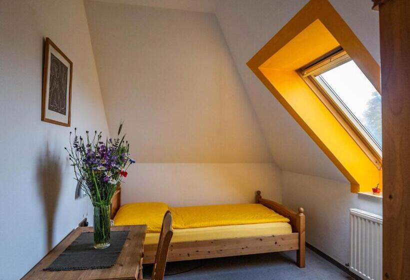 مبيت وإفطار Gästehaus Pointner