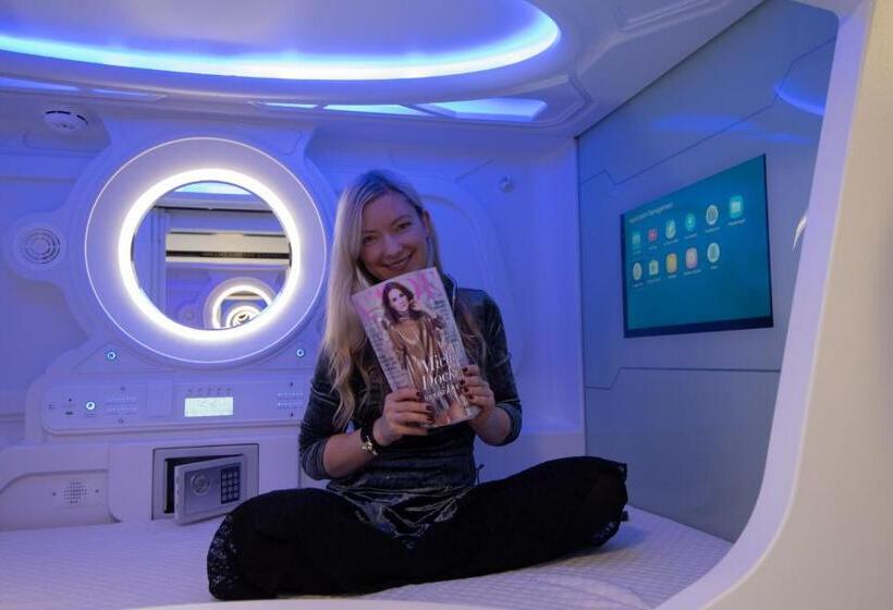 هتل کپسول Capsule Hostels Tallinn