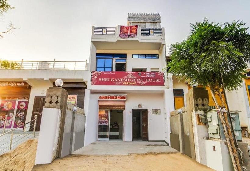 酒店 Spot On 62490 Shri Ganesh Guest House