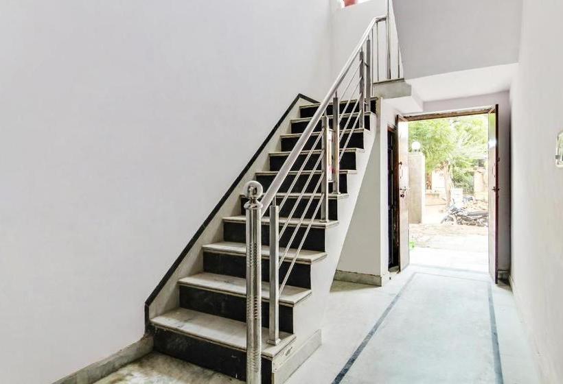 酒店 Spot On 62490 Shri Ganesh Guest House