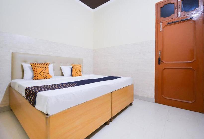 فندق Spot On 64839 S S Guest House