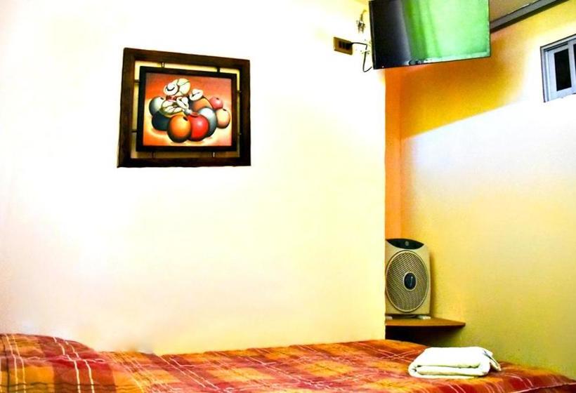 پانسیون Alto Chinchorro Hostel