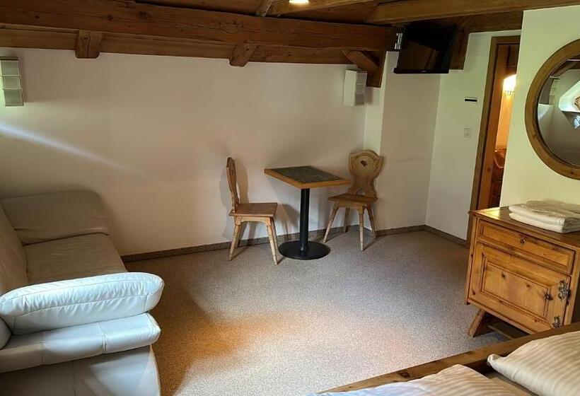 ユースホステル Tschuggen Davos