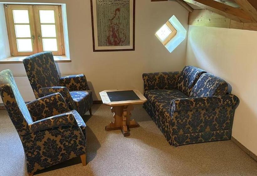 ユースホステル Tschuggen Davos