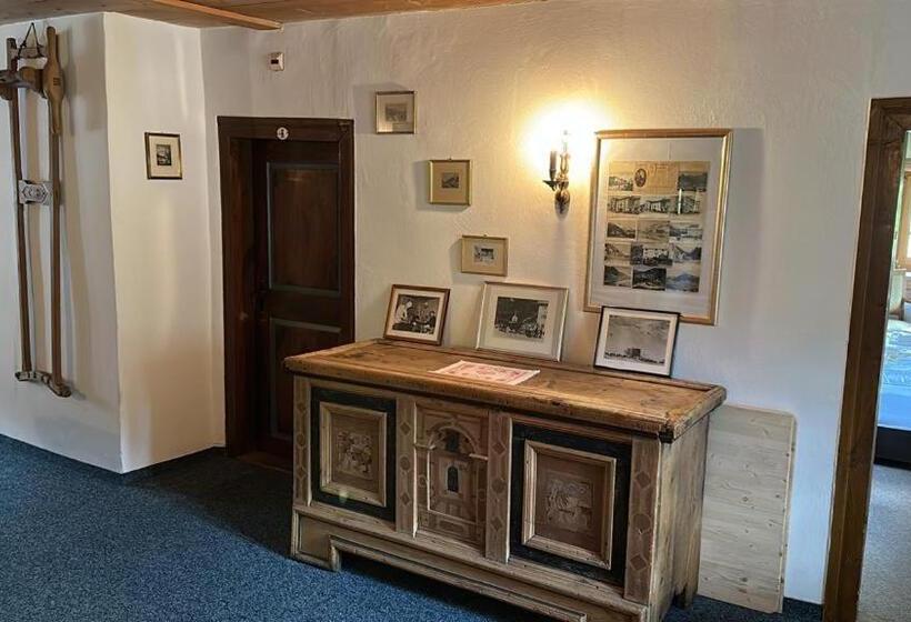 ユースホステル Tschuggen Davos