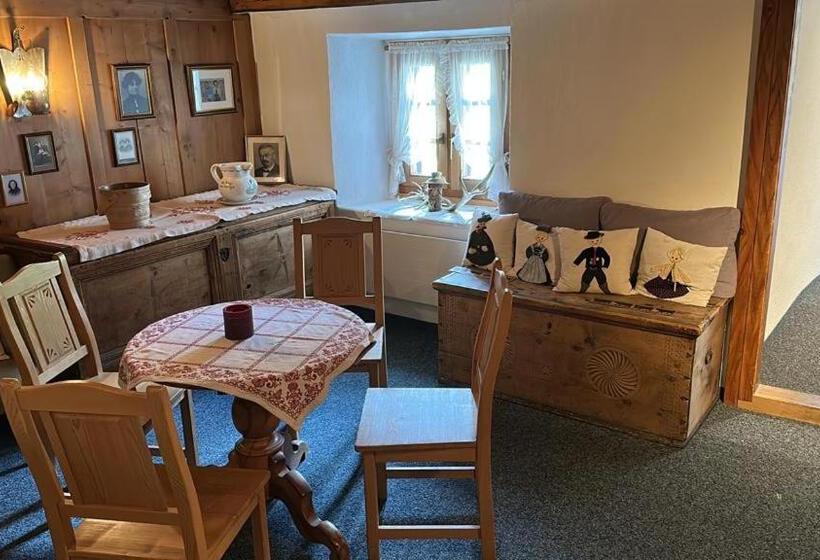 ユースホステル Tschuggen Davos