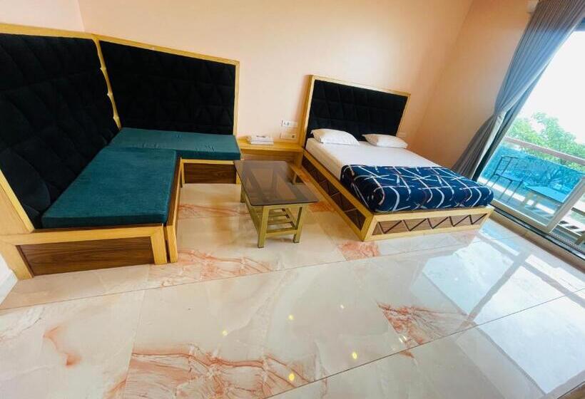 فندق Saptarang Residency Panhala