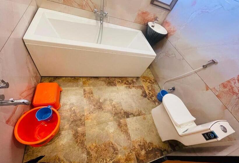 فندق Saptarang Residency Panhala