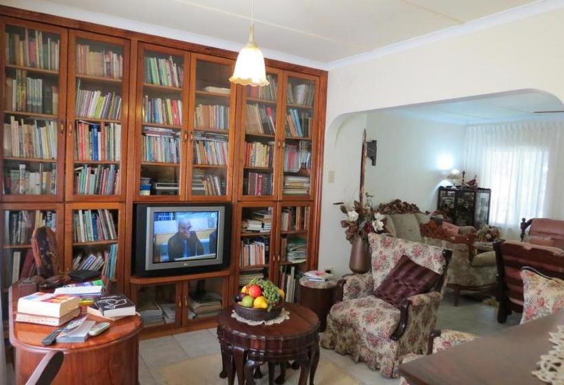 ペンション Dieu Donnee River Lodge