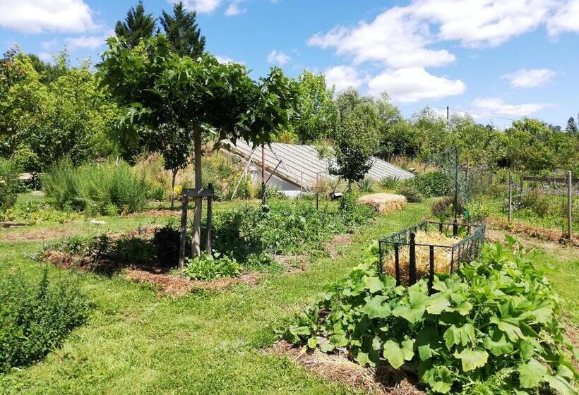 膳宿费 Paysannerie Des Versanes   Chambres Et Gîte