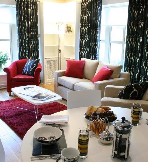 بنسيون Brennan Court Guest Accommodation
