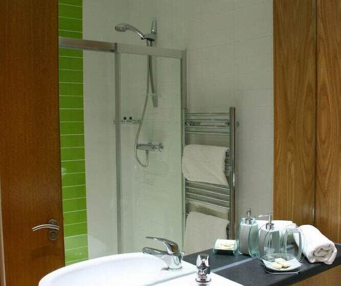 بنسيون Brennan Court Guest Accommodation