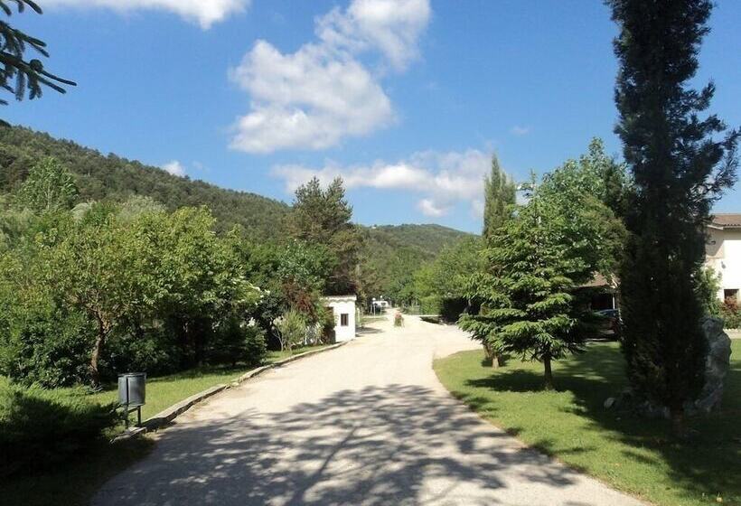 هتل Camping Pirinenc