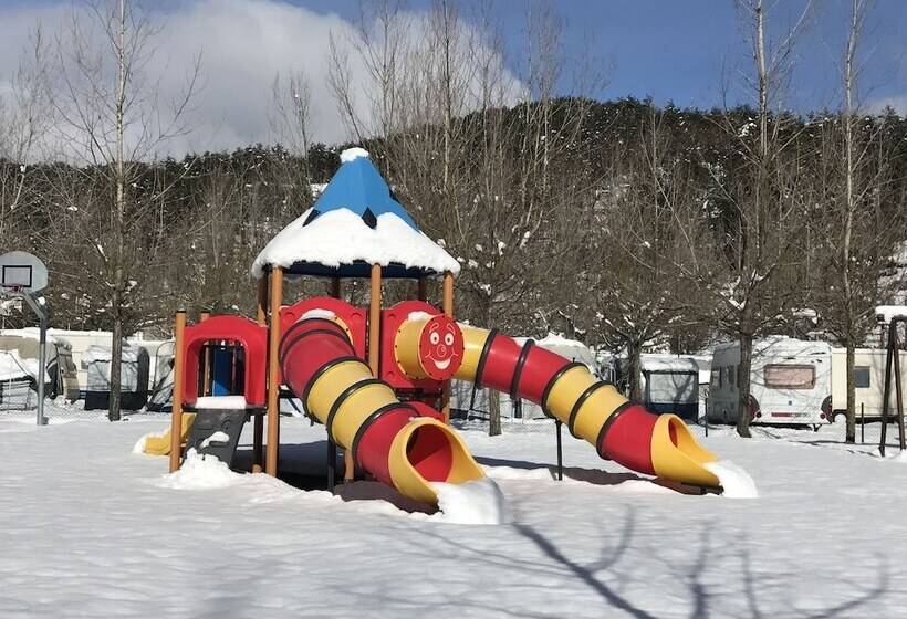 هتل Camping Pirinenc