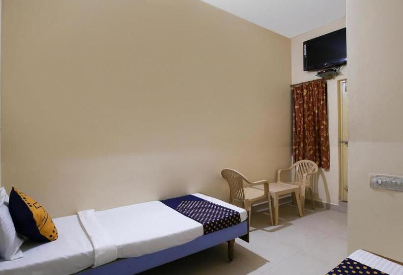 Отель Spot On 68002 Kasthabhanjan Guest House