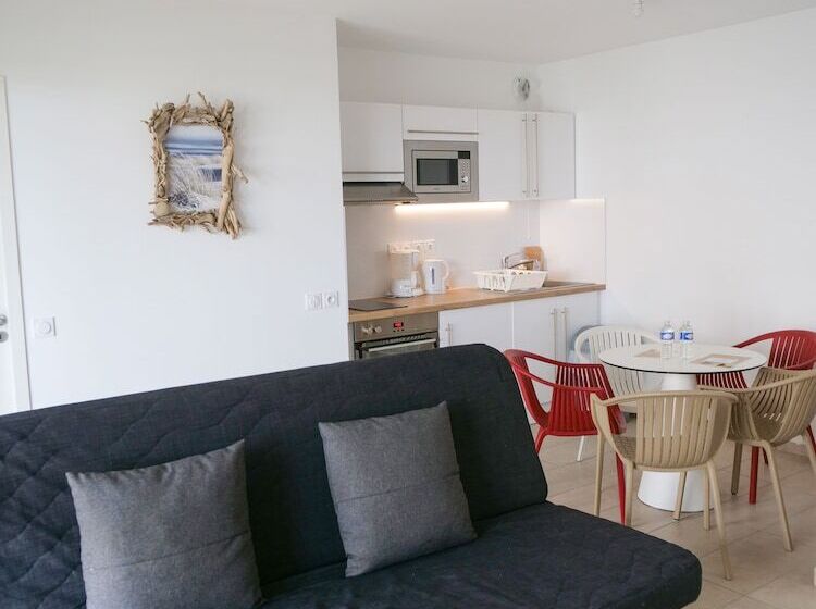 Les Patios De St Pierre