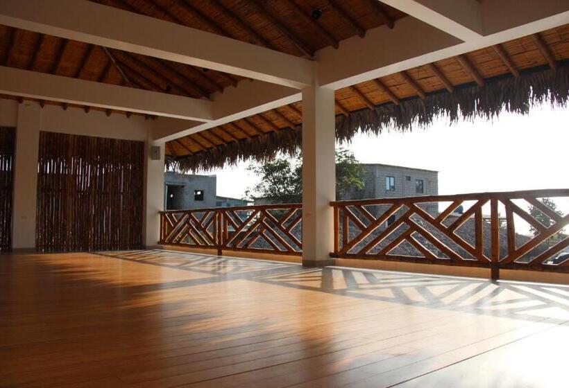 تختخواب و صبحانه Vikara