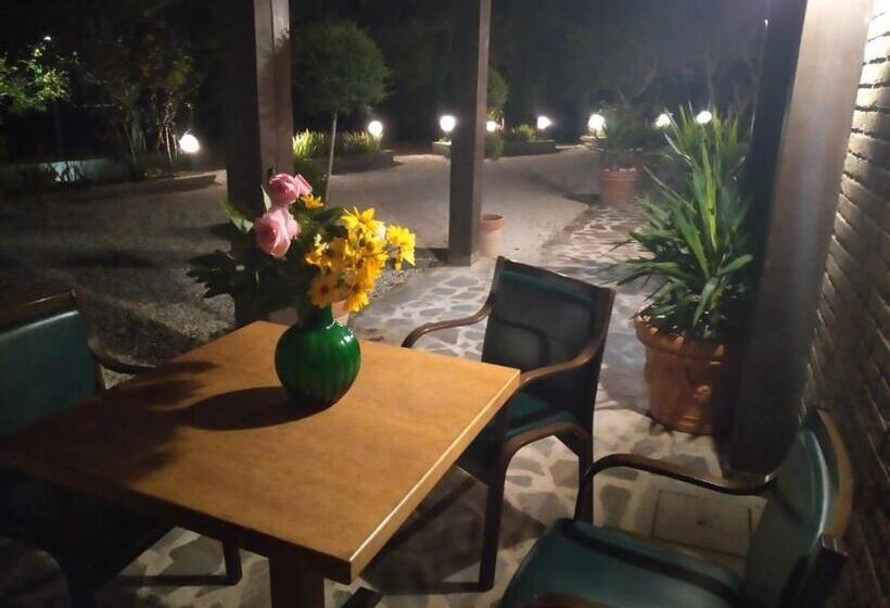 فندق B&b Resort Fonte La Castellana