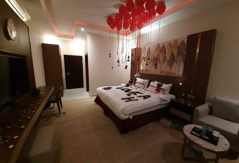 فندق Qasr Alshamal