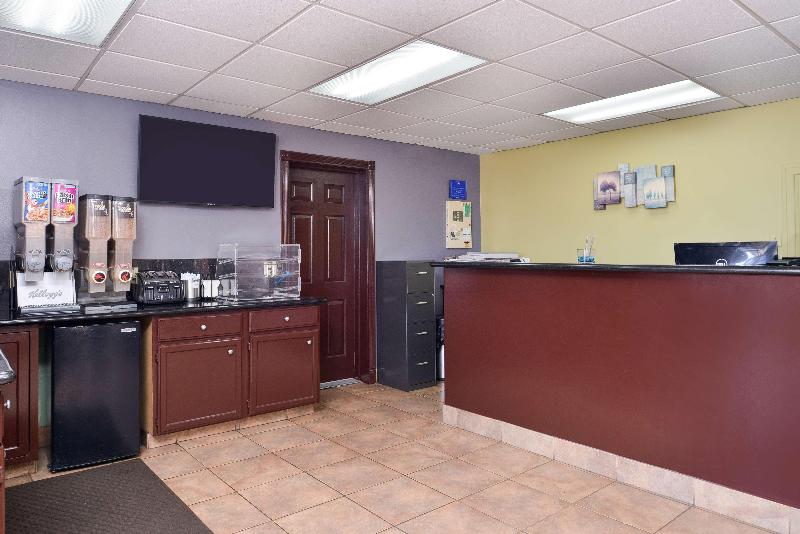 בית מלון כפרי Americas Best Value Inn West Monroe