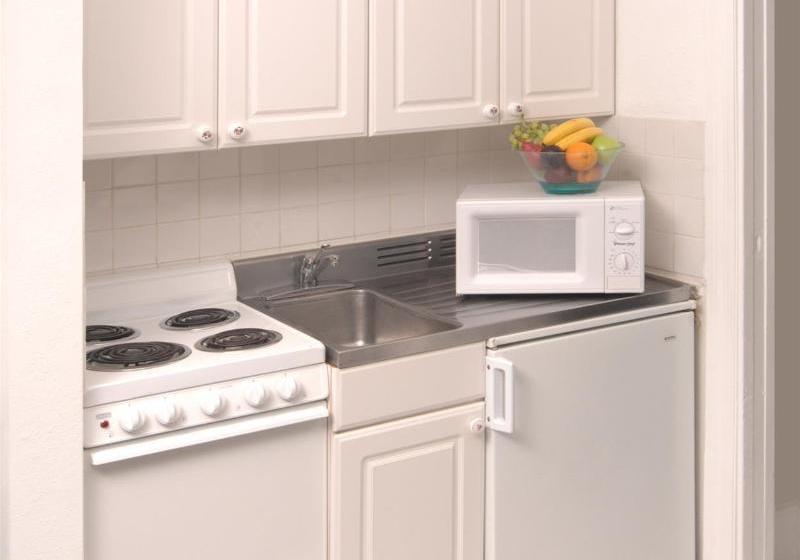 فندق Best Western Sea Castle Suites