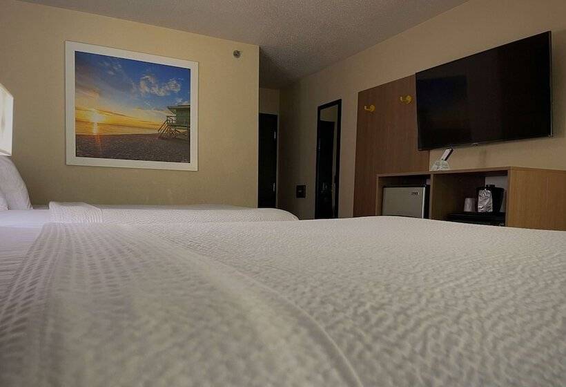 فندق Days Inn & Suites By Wyndham Kaukauna Wi