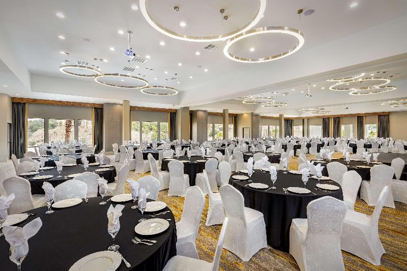 فندق Doubletree By Hilton Pomona