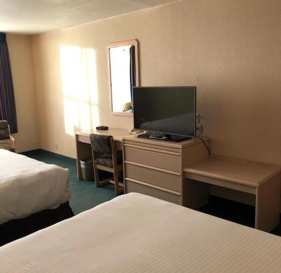 Отель Shilo Inn Mammoth Lakes