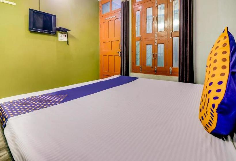 ホテル Spot On 68052 Surya Guest House