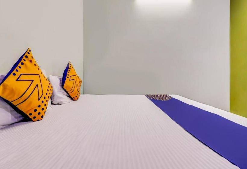 ホテル Spot On 68052 Surya Guest House