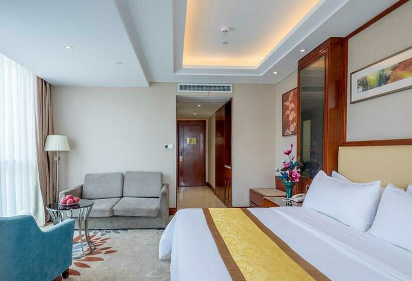 هتل Vienna  Nanchang County Chengbi Lake