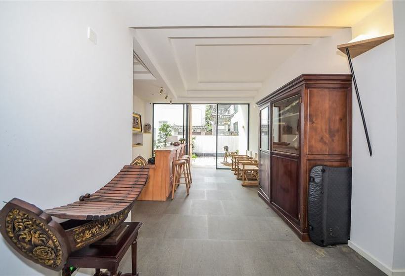 هاستل Luyunshe Inn