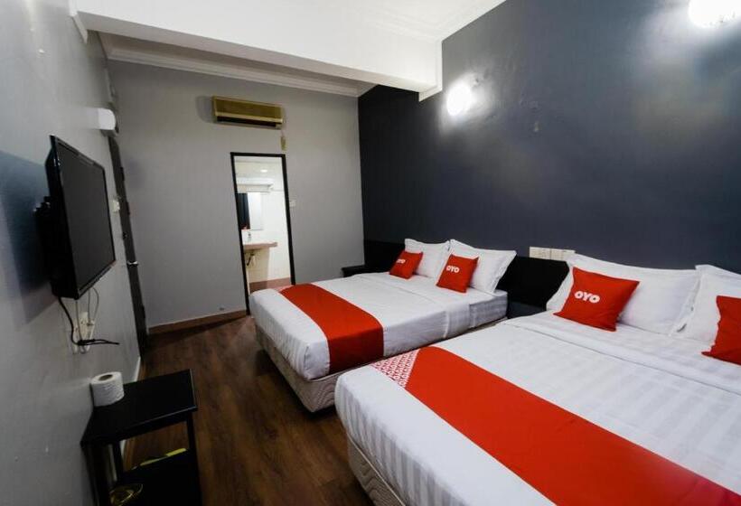 Dung Fang Hotel By Oyo Rooms
