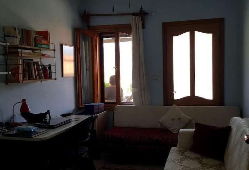 Villa Olive Tree